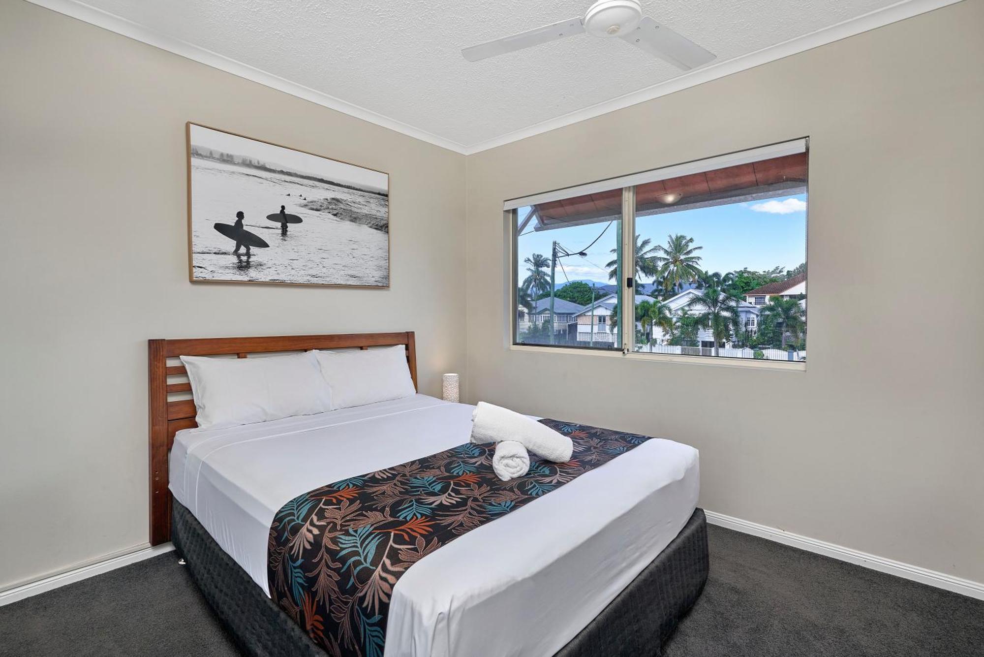 קאירנס North Cove Waterfront Suites מראה חיצוני תמונה