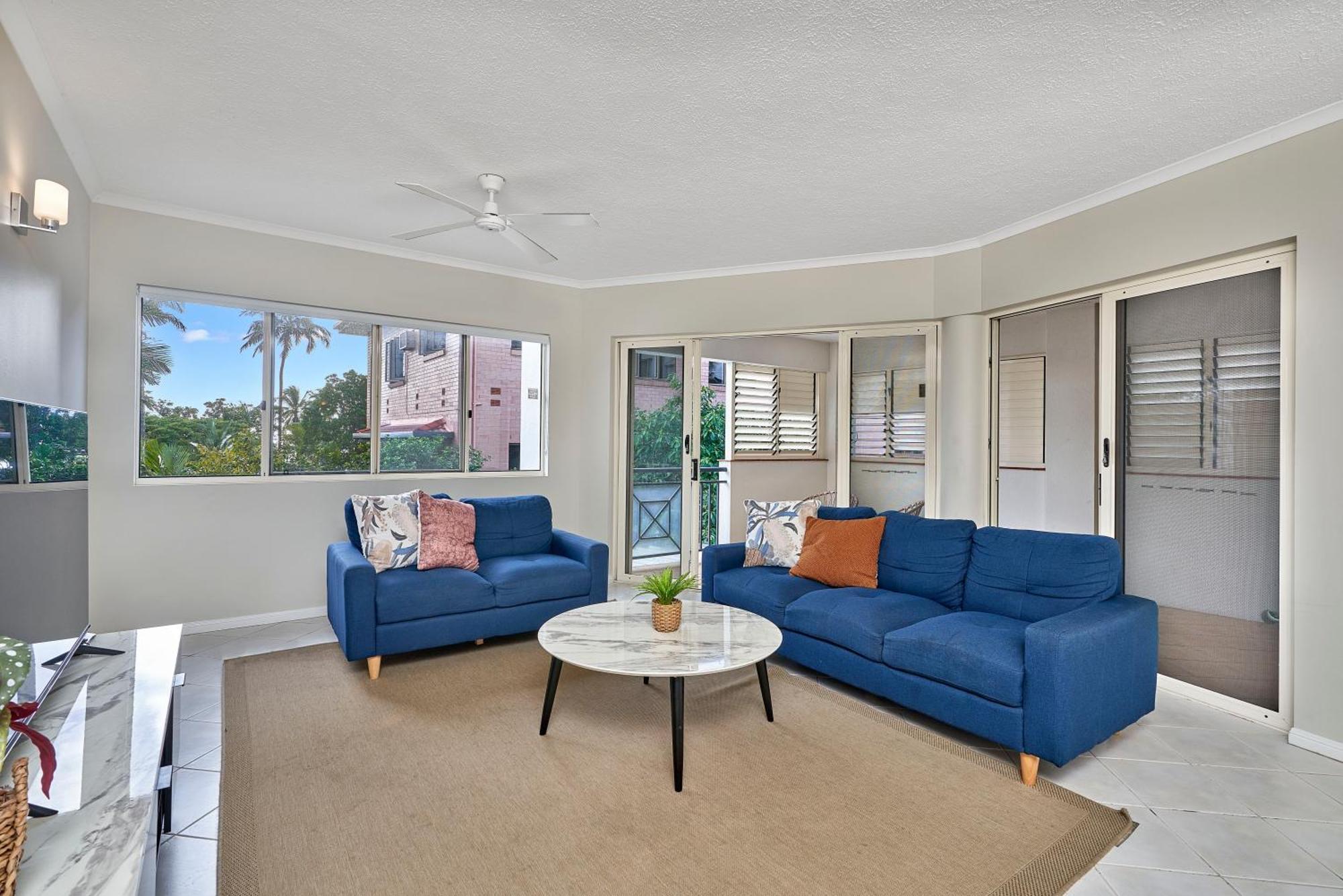 קאירנס North Cove Waterfront Suites מראה חיצוני תמונה